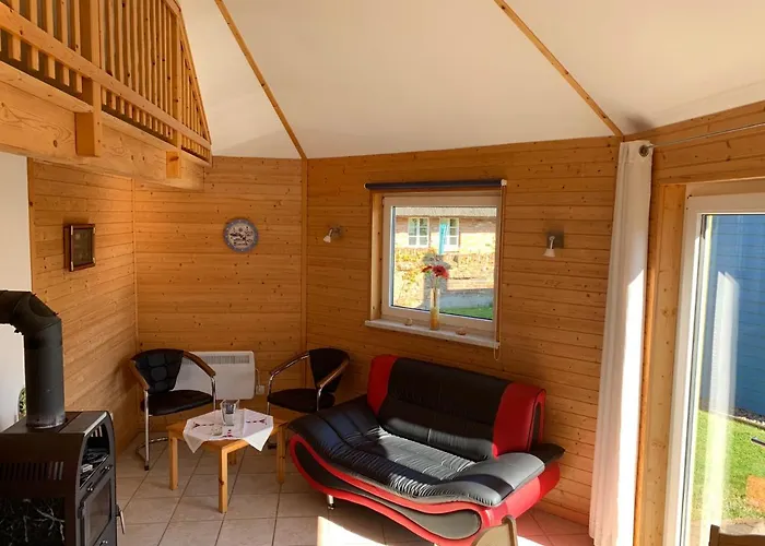 Roter Ostseebungalow
